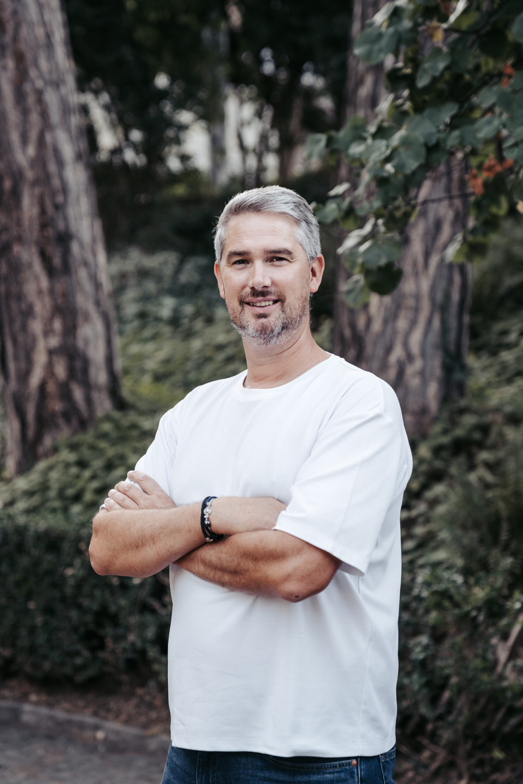 Lausanne-photo-shooting-portrait-professionnel-cv-linkedin-reseaux-studio-entreprise-exterieur