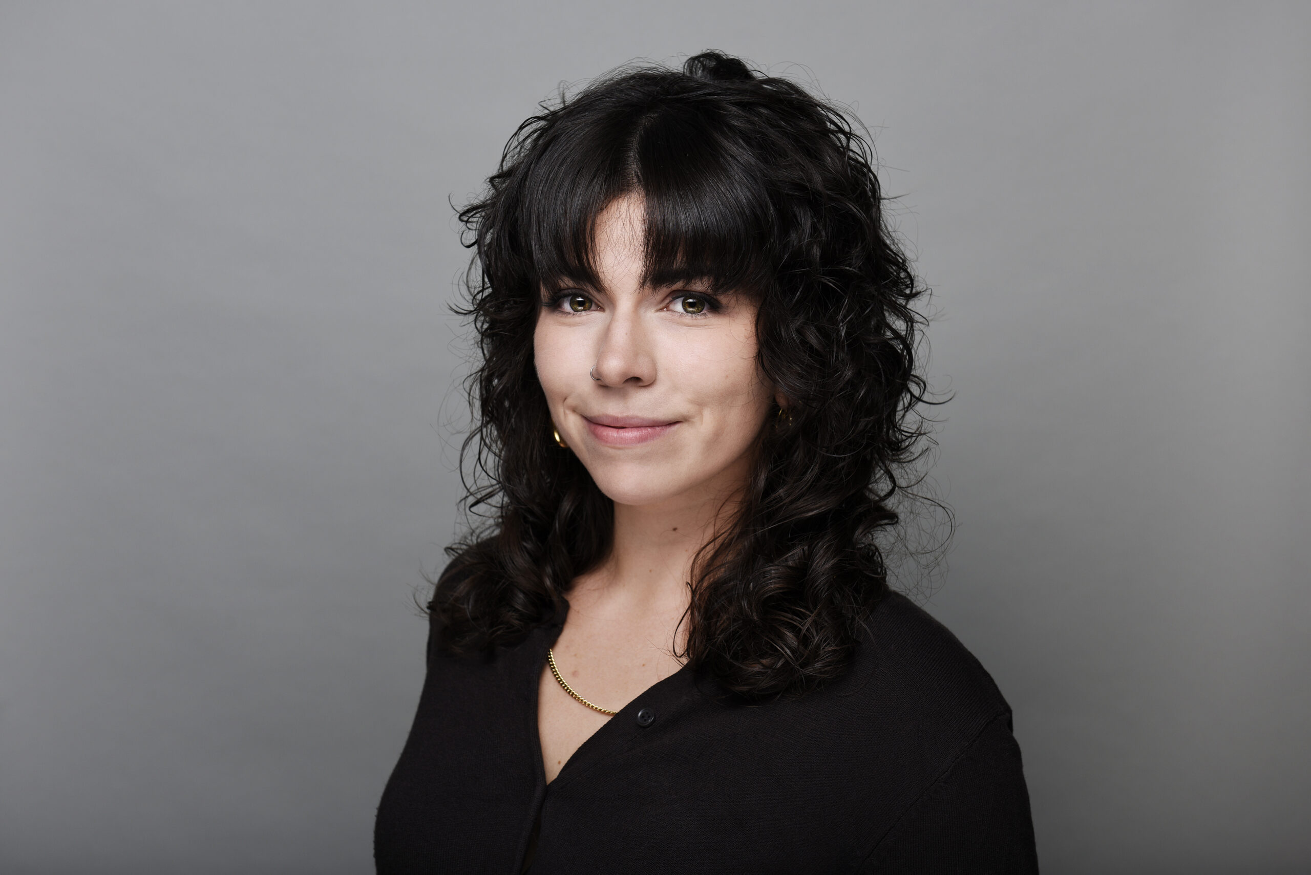 Lausanne-photo-shooting-portrait-professionnel-cv-linkedin-reseaux-studio-entreprise-exterieur