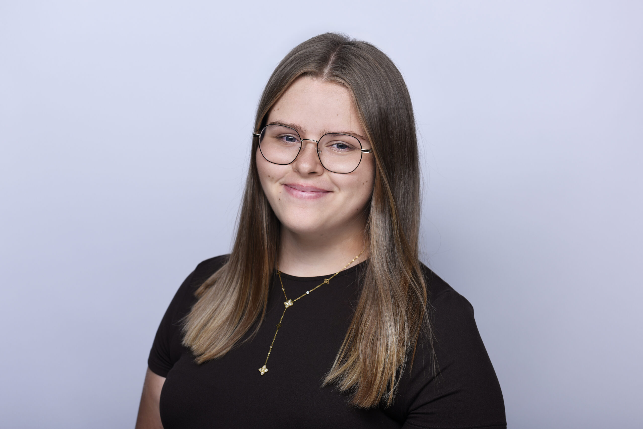 Lausanne-photo-shooting-portrait-professionnel-cv-linkedin-reseaux-studio-entreprise-exterieur
